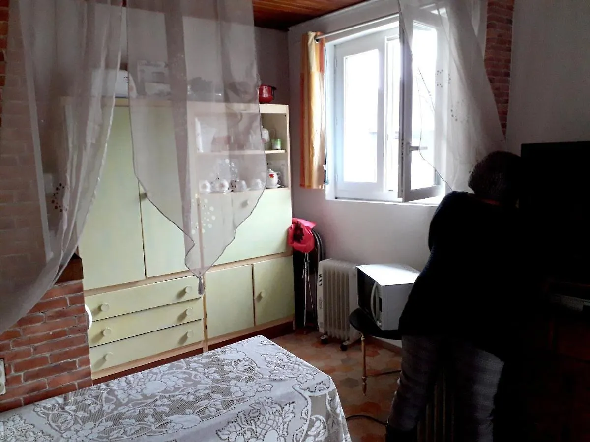 Studio Confortable Vue Montagne A Bagneres De Luchon 30 M² Bagnères-de-Luchon
